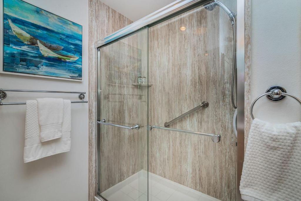 Spacious & Pet Friendly Oceanside Home Exterior photo